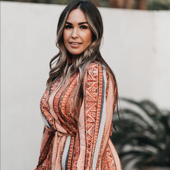 Long Sleeve Maxi Dress - Picture 3 of 6